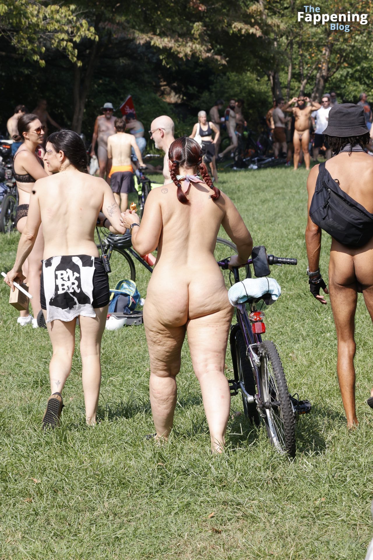 Philadelphia Naked By Race Event Near Kelly Drive (80 Photos)