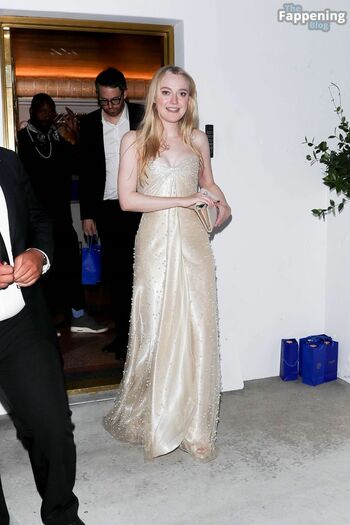 Dakota Fanning / dakotafanning Nude Leaks Photo 889