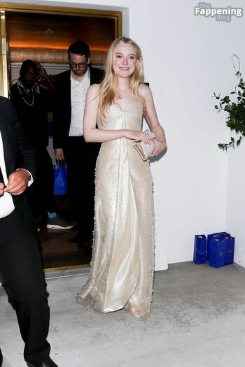 Dakota Fanning / dakotafanning Nude Leaks Photo 890