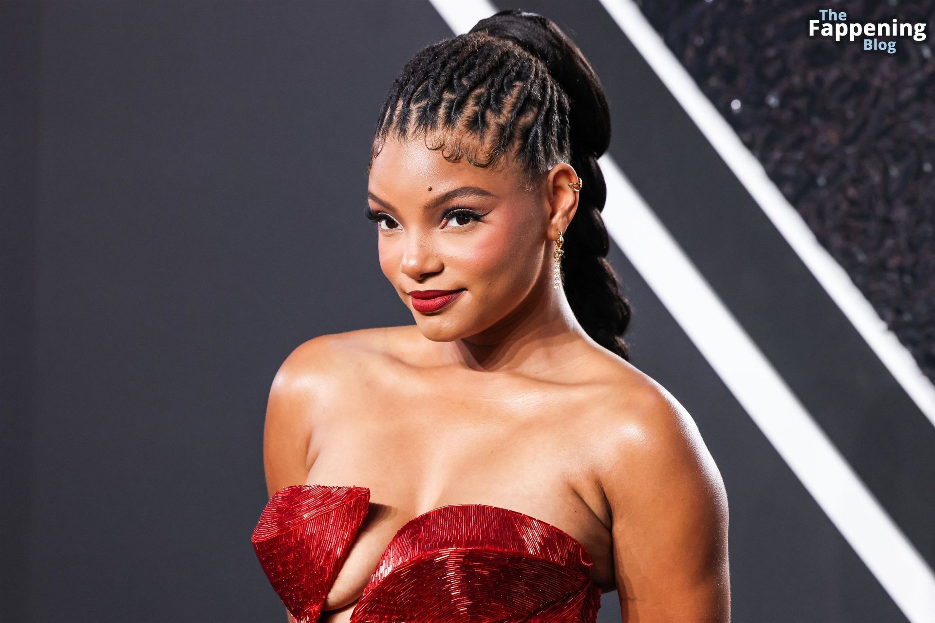 Halle Bailey Shows Off Her Assets at the VMAs (84 Photos)