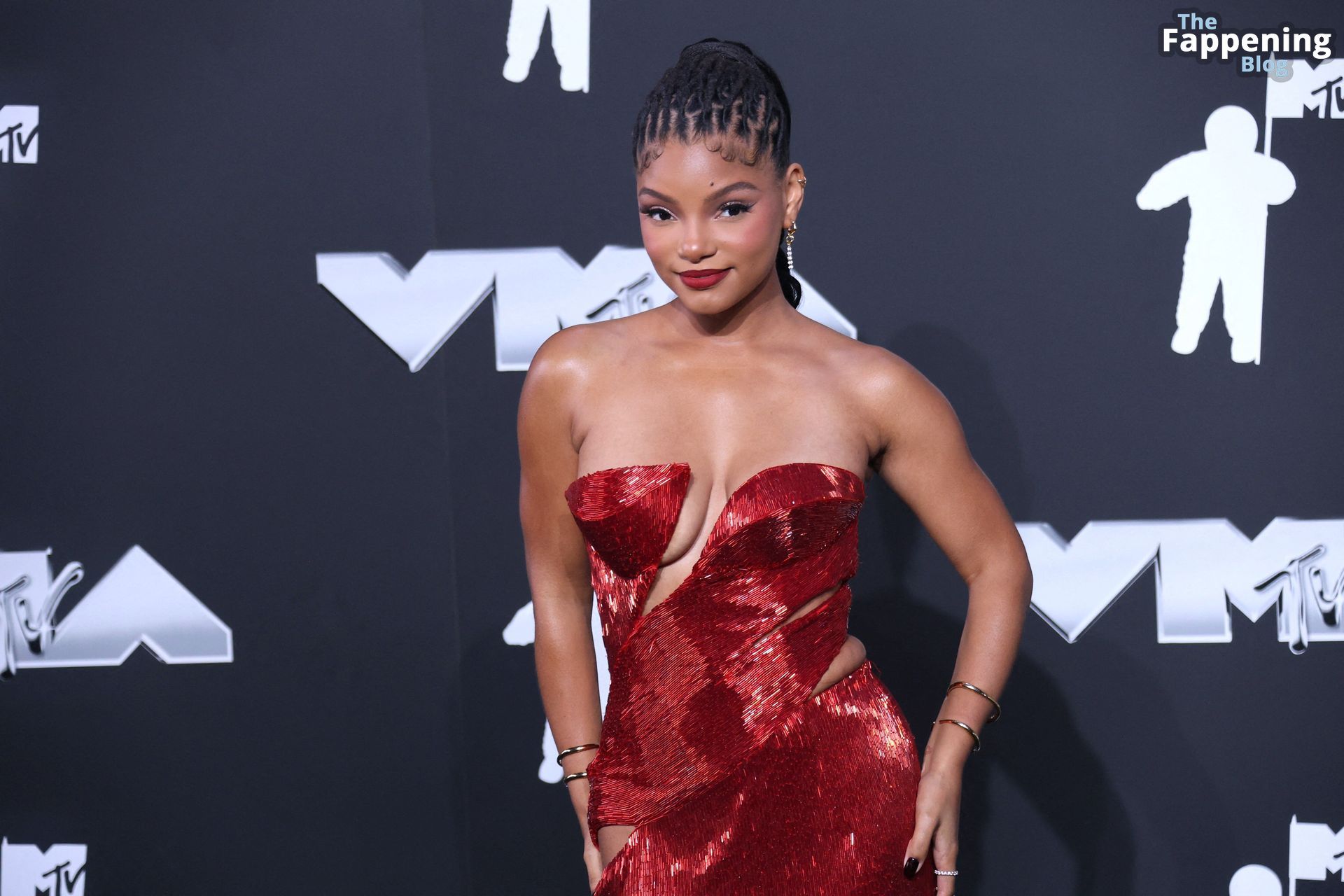 Halle Bailey Shows Off Her Assets at the VMAs (84 Photos)