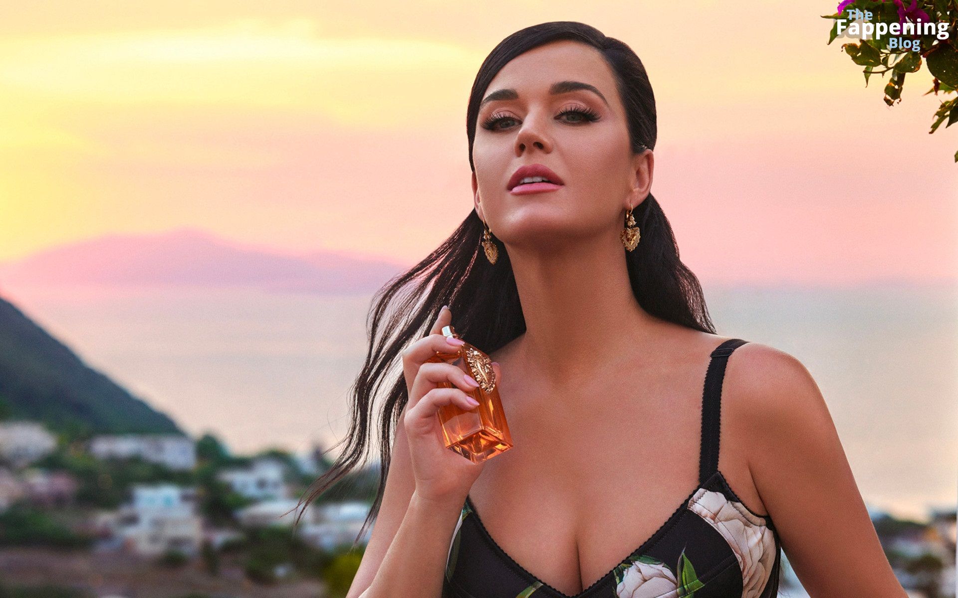 Katy Perry Looks Sexy in a New Dolce &amp; Gabbana ‘Devotion’ Fragrance Ad (3 Photos)