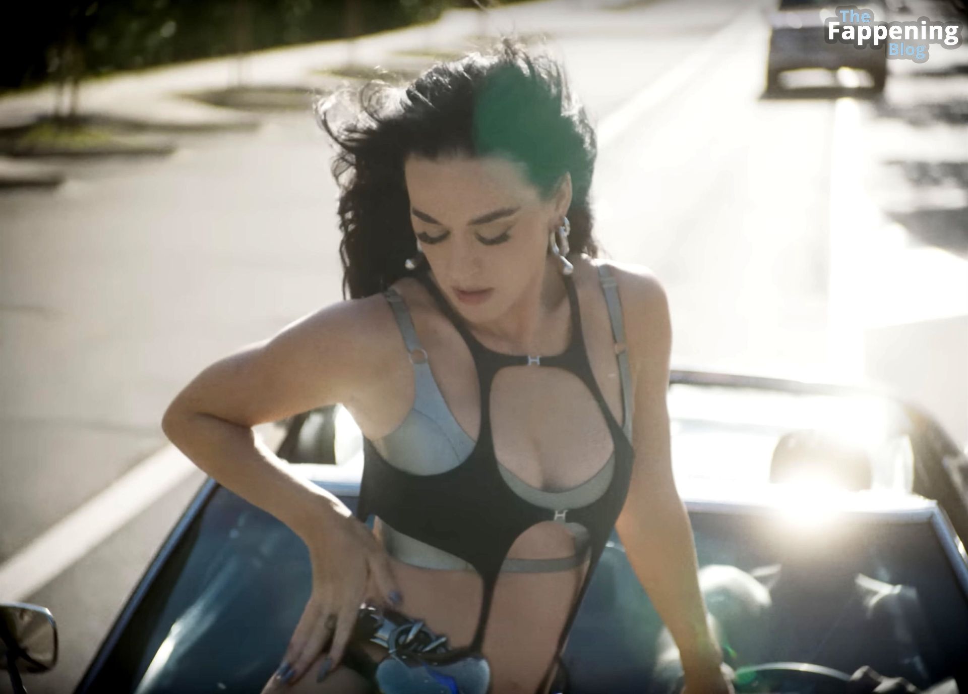 Katy Perry Steams Up the Screen in a New Sexy Video for Her Latest Single I’m His He’s Mine (35 Pics)