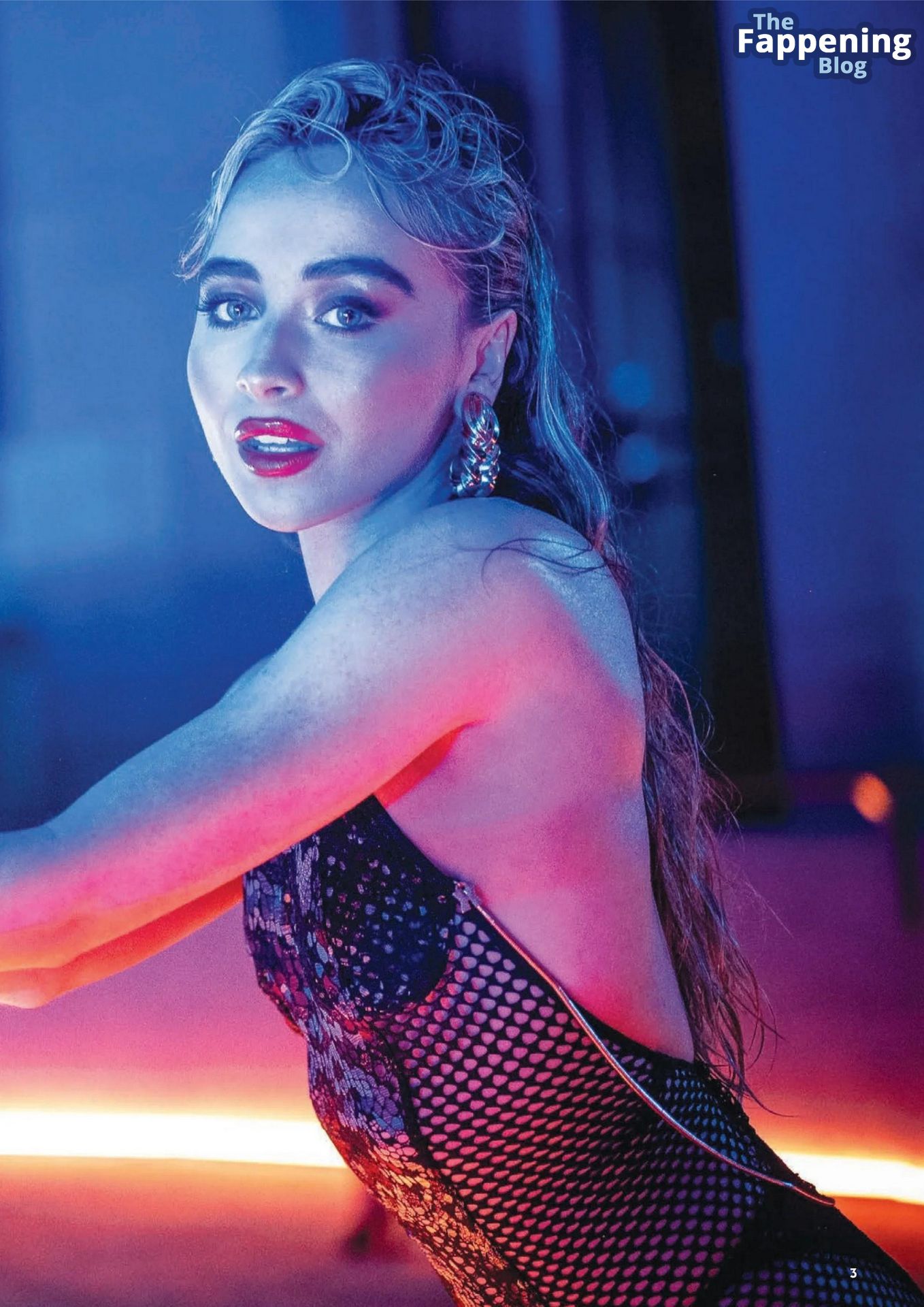 Sabrina Carpenter Sexy – Pop Superstars (58 Photos)