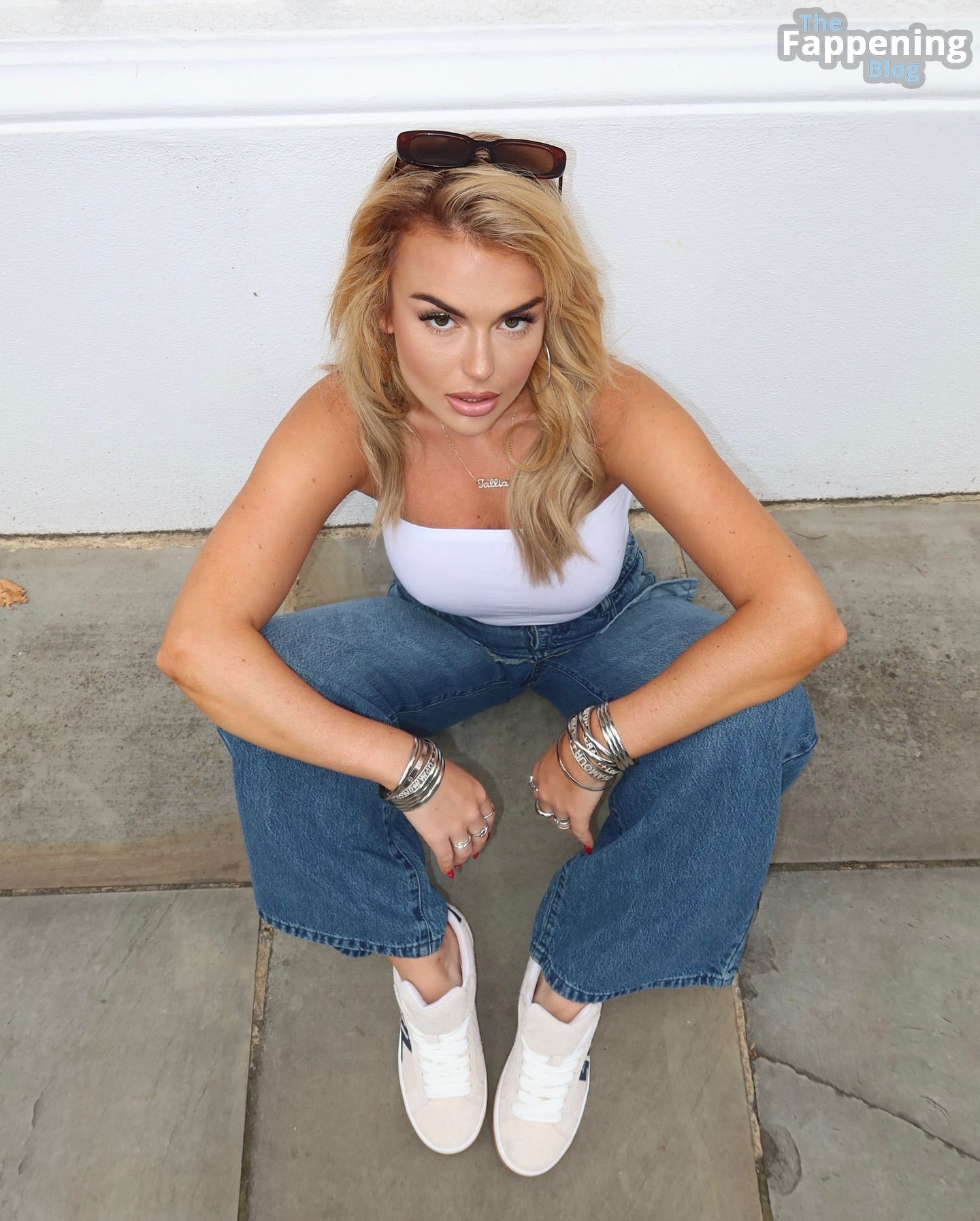 Tallia Storm Hot (4 Photos)