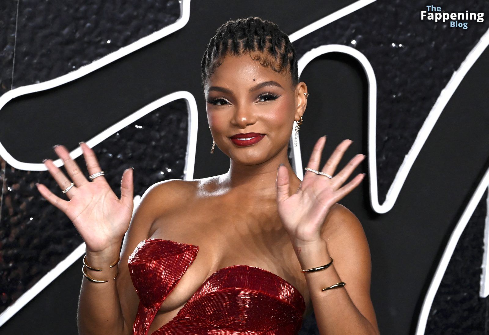 Halle Bailey Shows Off Her Assets at the VMAs (84 Photos)