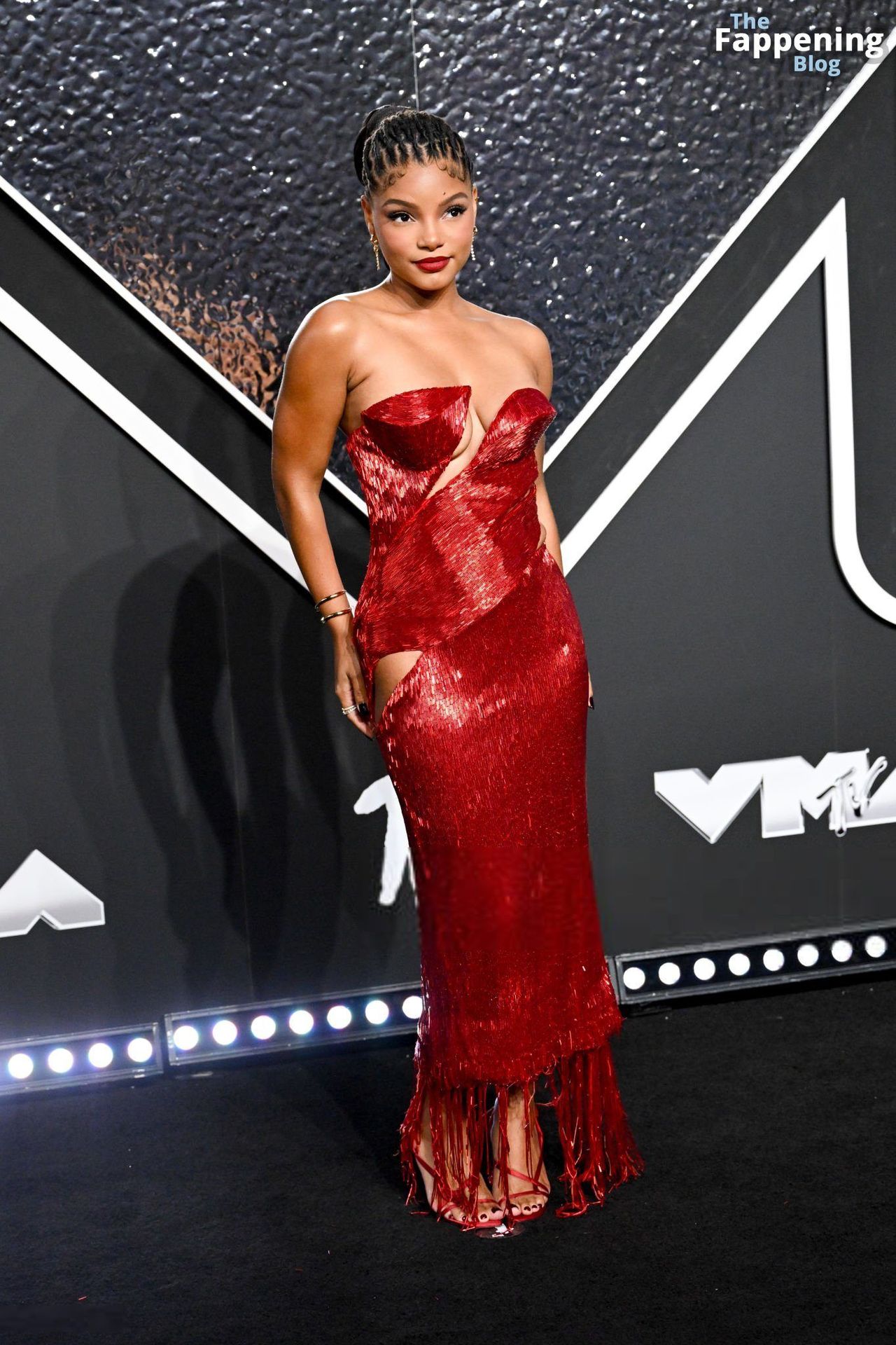 Halle Bailey Shows Off Her Assets at the VMAs (84 Photos)