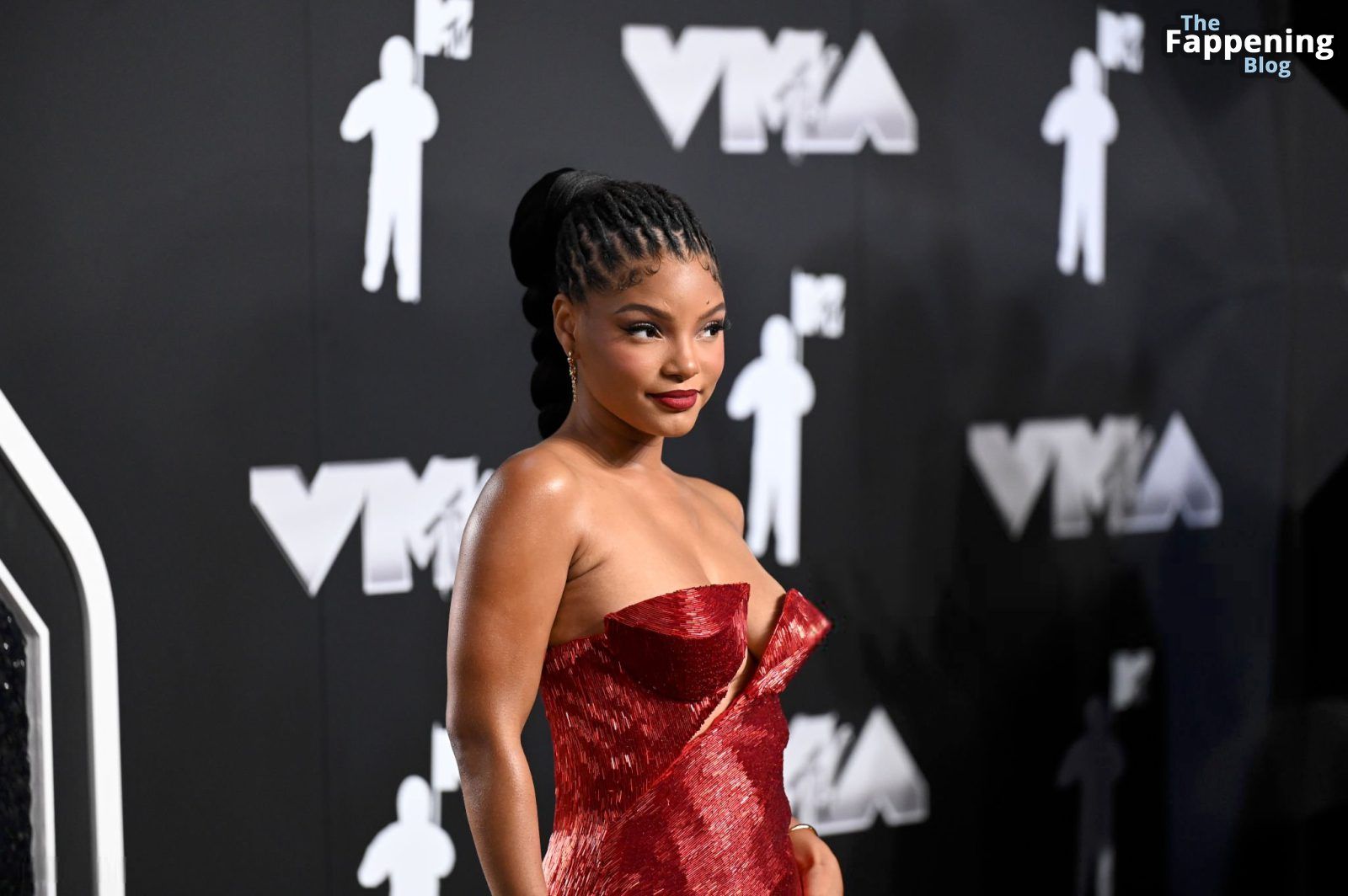 Halle Bailey Shows Off Her Assets at the VMAs (84 Photos)