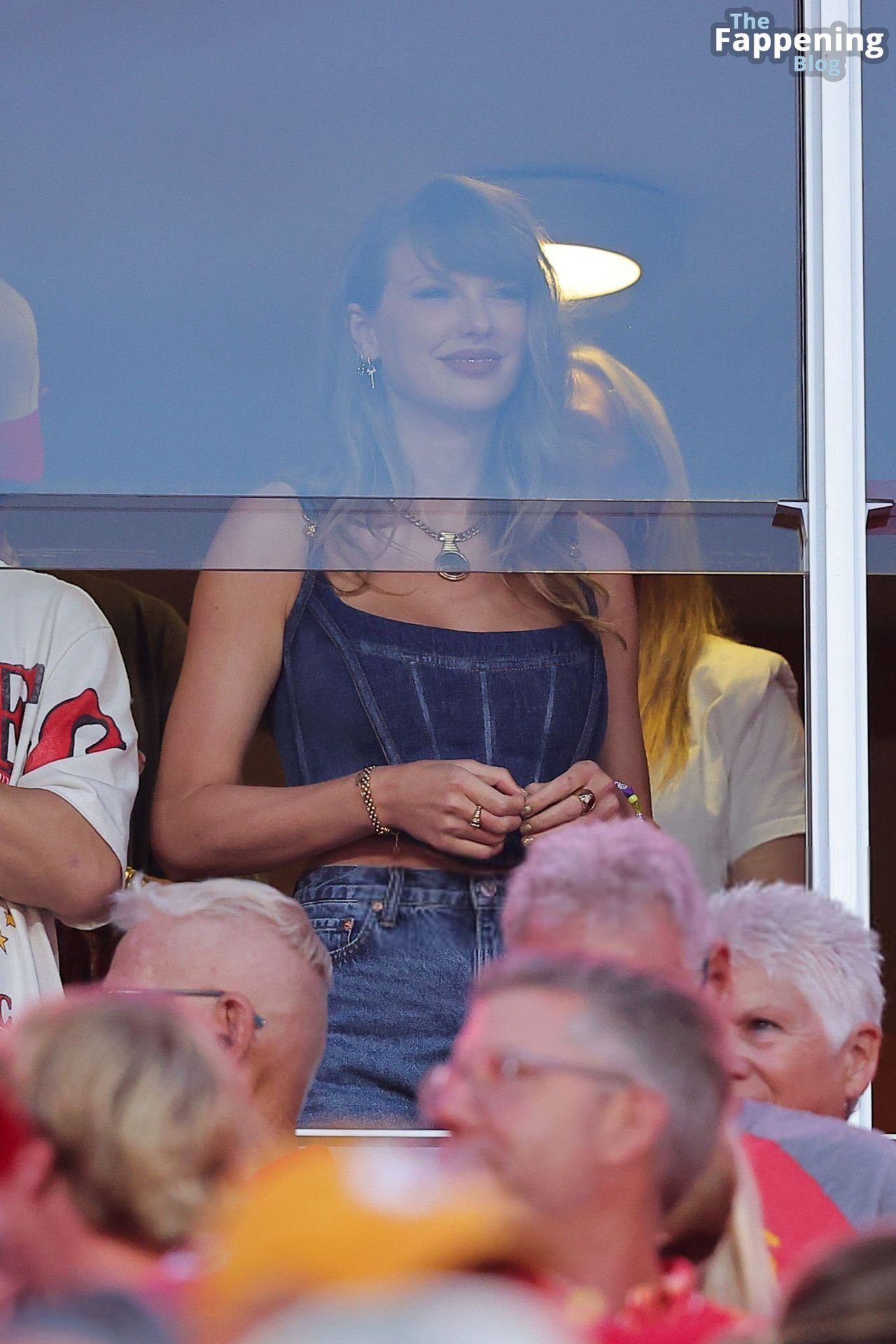 Taylor Swift Looks Stunning in Denim Shorts and Thigh-High Boots at Arrowhead Stadium (19 Photos)