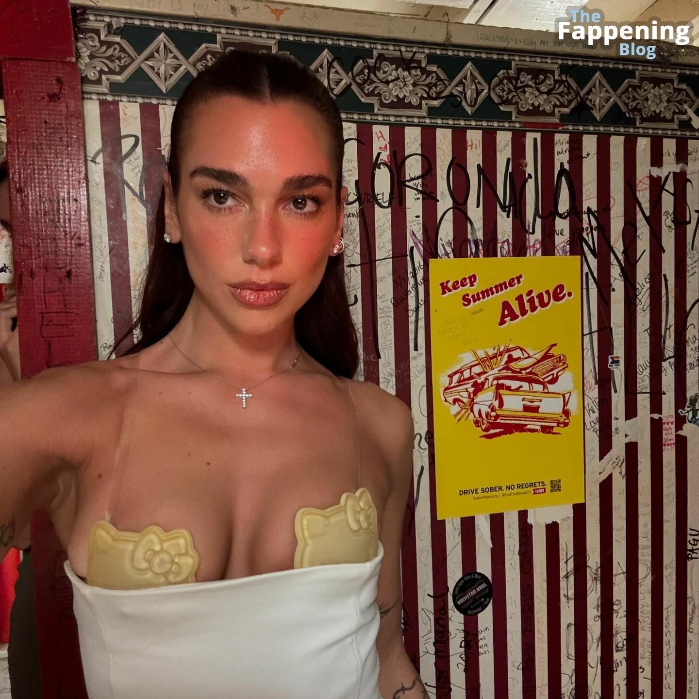 Dua Lipa Sexy (11 New Photos)