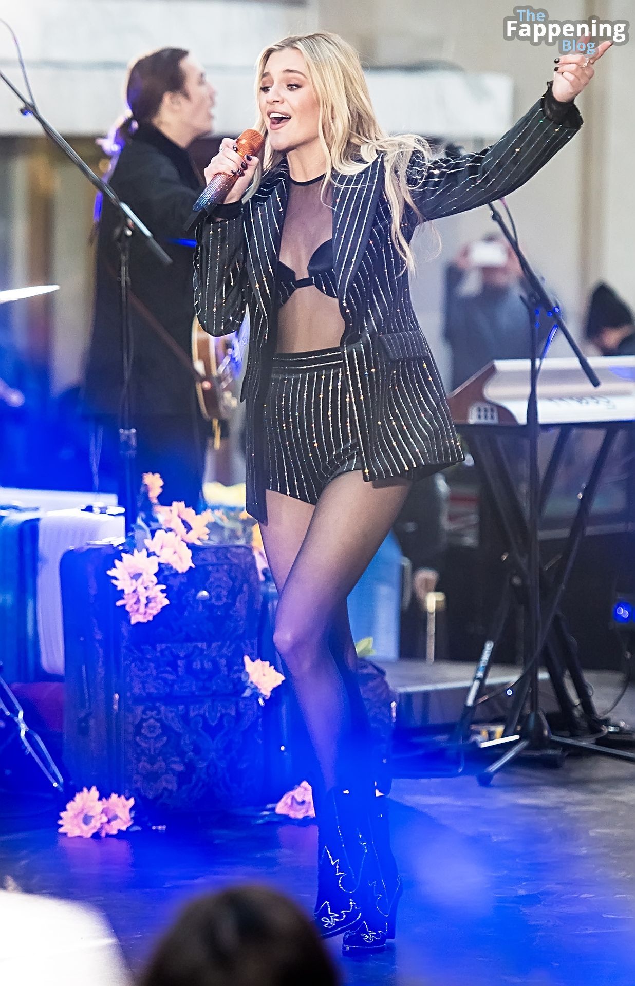 Kelsea Ballerini Performs on NBC’s “Today” Show Citi Concert Series (80 Photos)