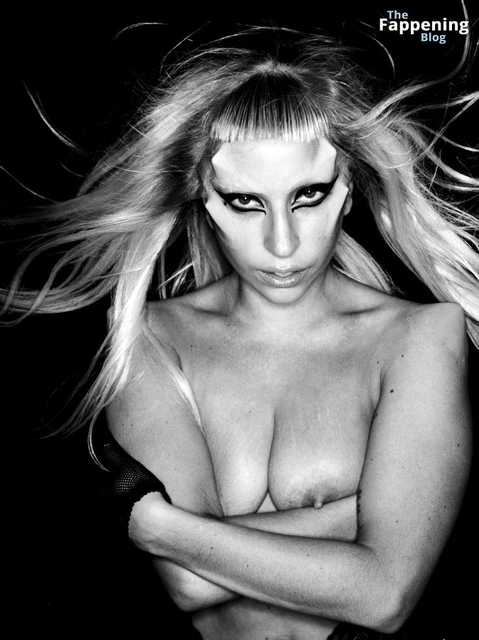 Lady Gaga Nude Collection (51 Photos)