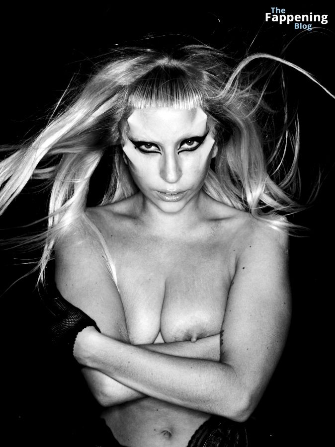 Lady Gaga Nude Collection (51 Photos)