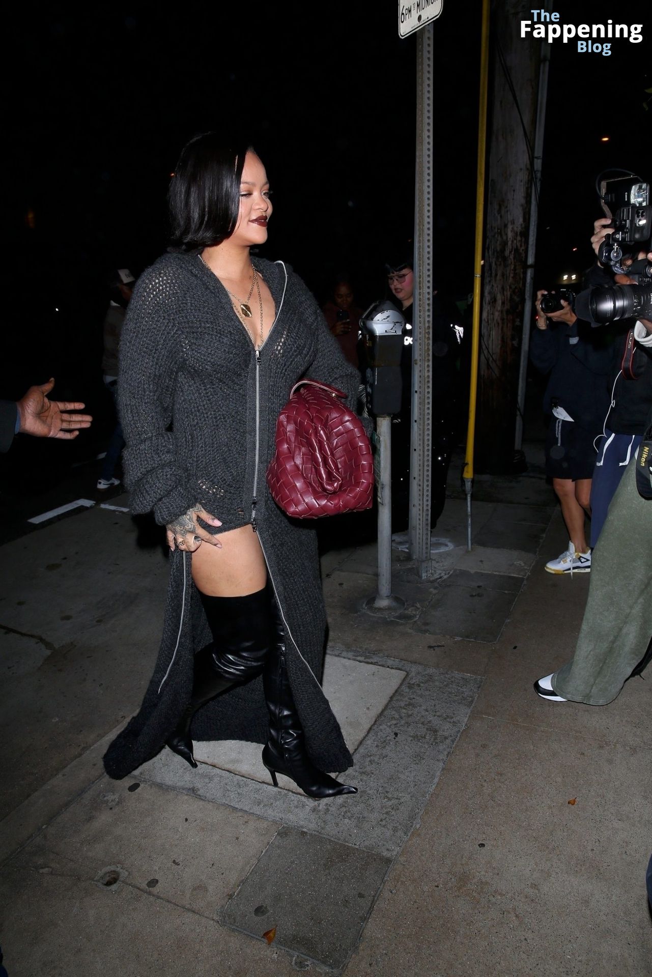 Rihanna Displays Her Assets at Giorgio Baldi (55 Photos)