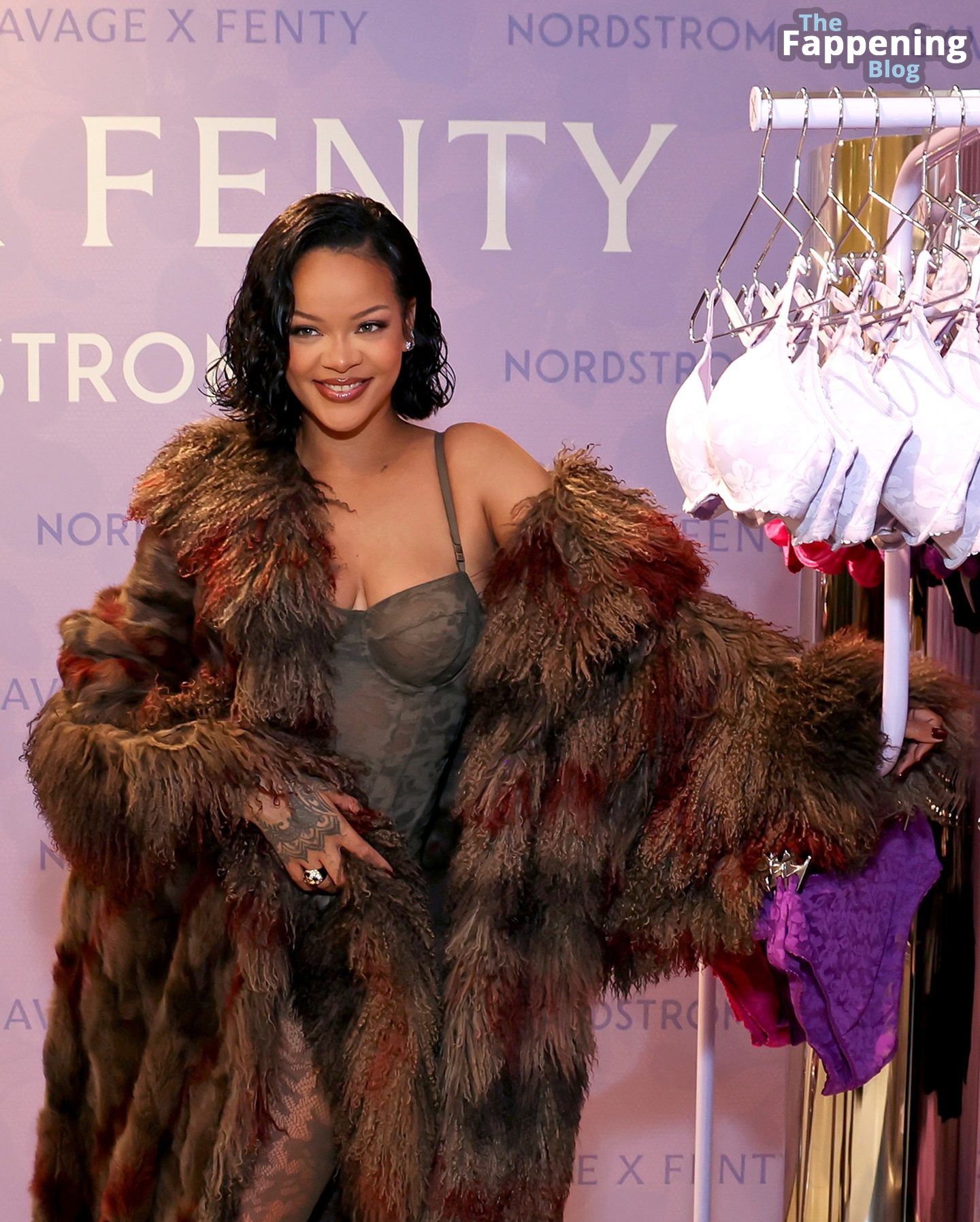 Rihanna Looks Sexy at the Savage x Fenty Launch (10 Photos)