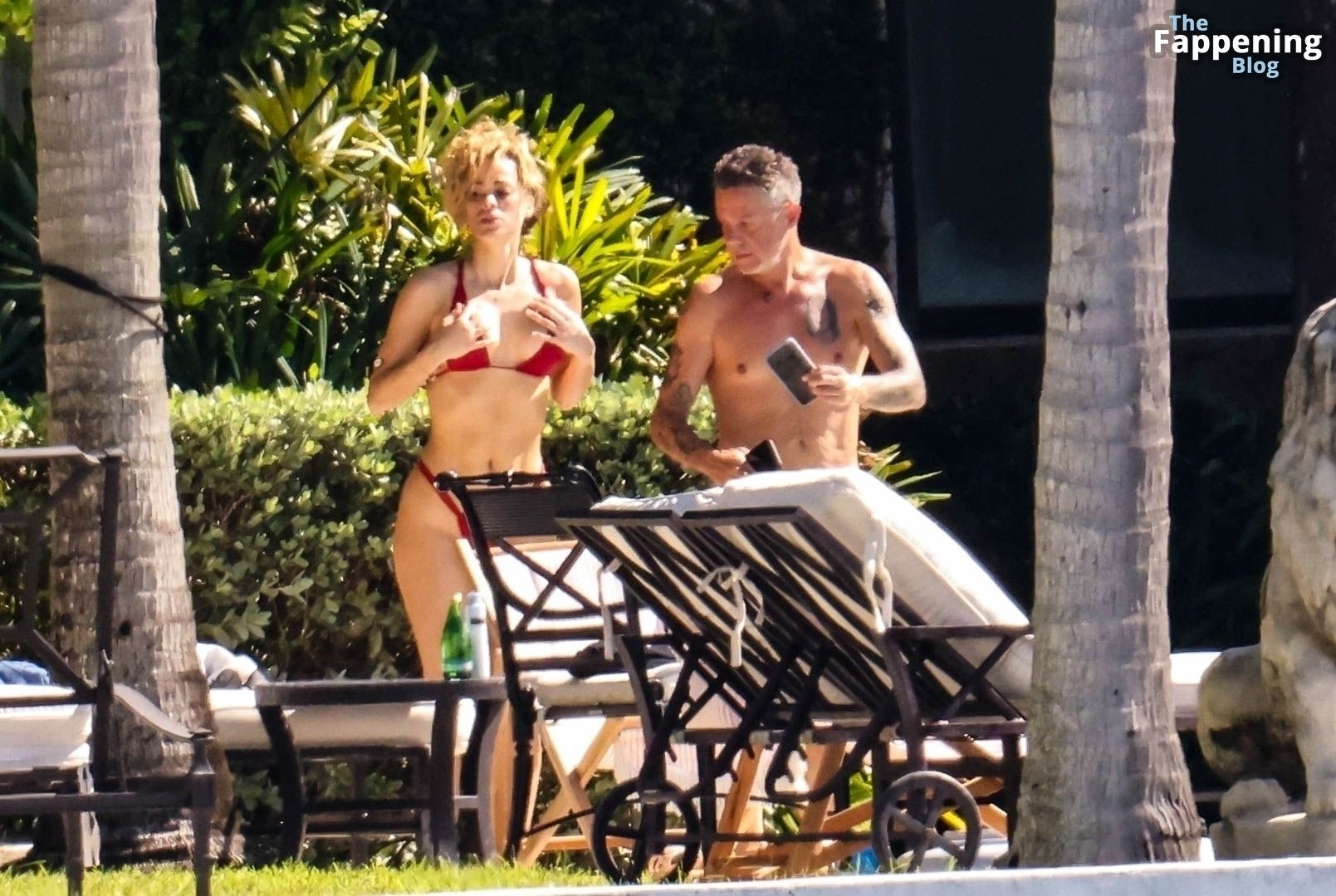 Candela Marquez &amp; Alejandro Sanz Pack on the PDA During a Day by the Pool in Miami (54 Photos)