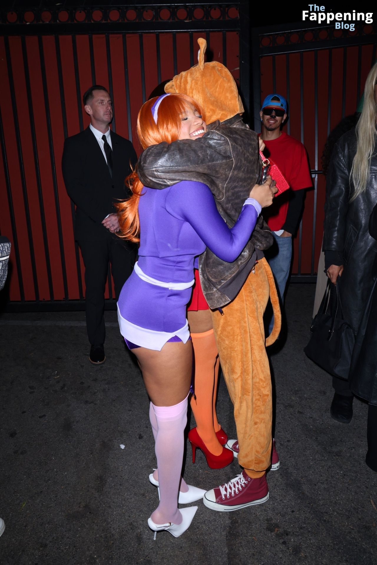 Halle Bailey &amp; Chloe Bailey Stun in Scooby-Doo Costumes at Kendall’s Halloween Party (81 Photos)