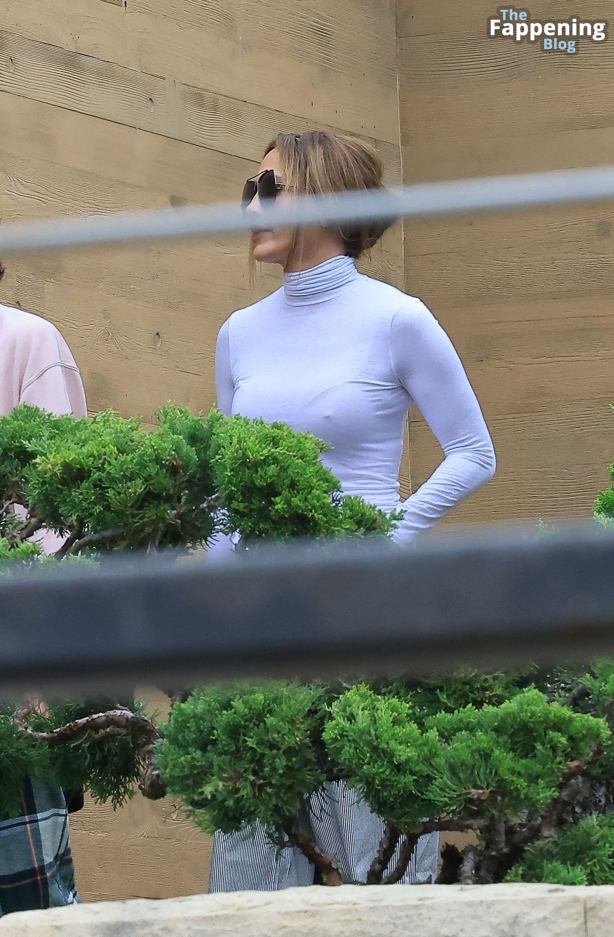 Jennifer Lopez Shows Off Her Pokies as She Enjoys Lunch at Nobu (89 Photos)