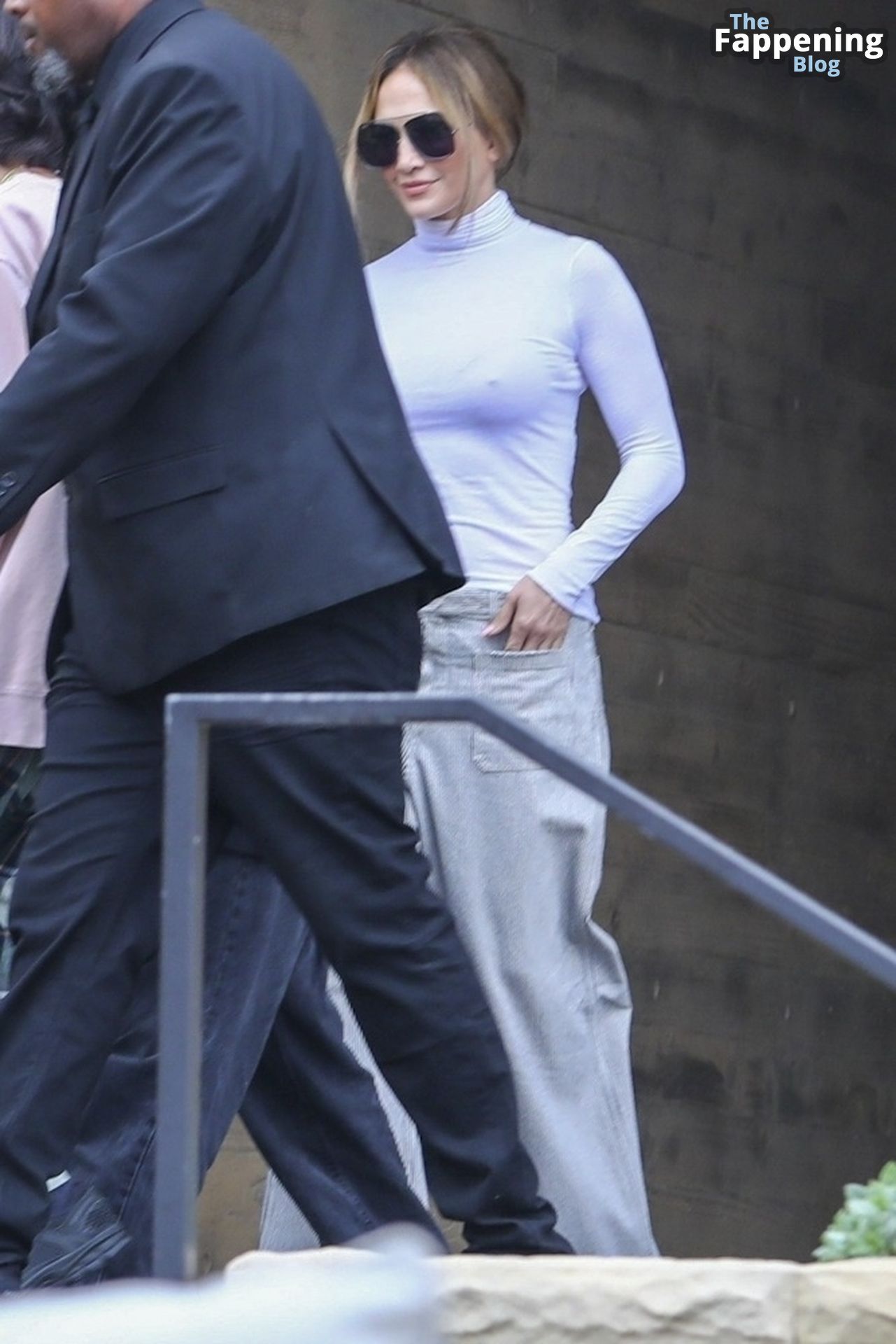 Jennifer Lopez Shows Off Her Pokies as She Enjoys Lunch at Nobu (89 Photos)