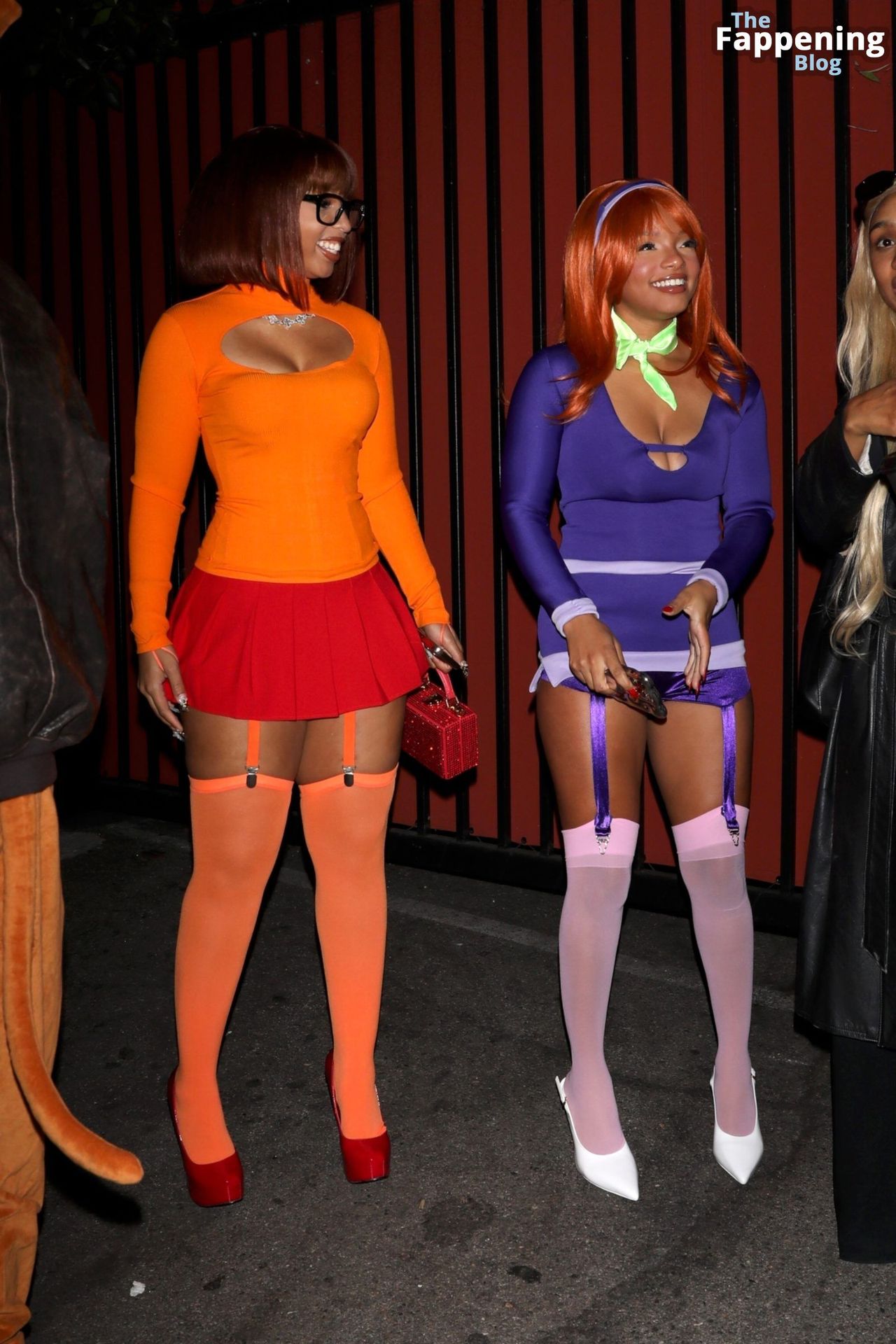 Halle Bailey &amp; Chloe Bailey Stun in Scooby-Doo Costumes at Kendall’s Halloween Party (81 Photos)