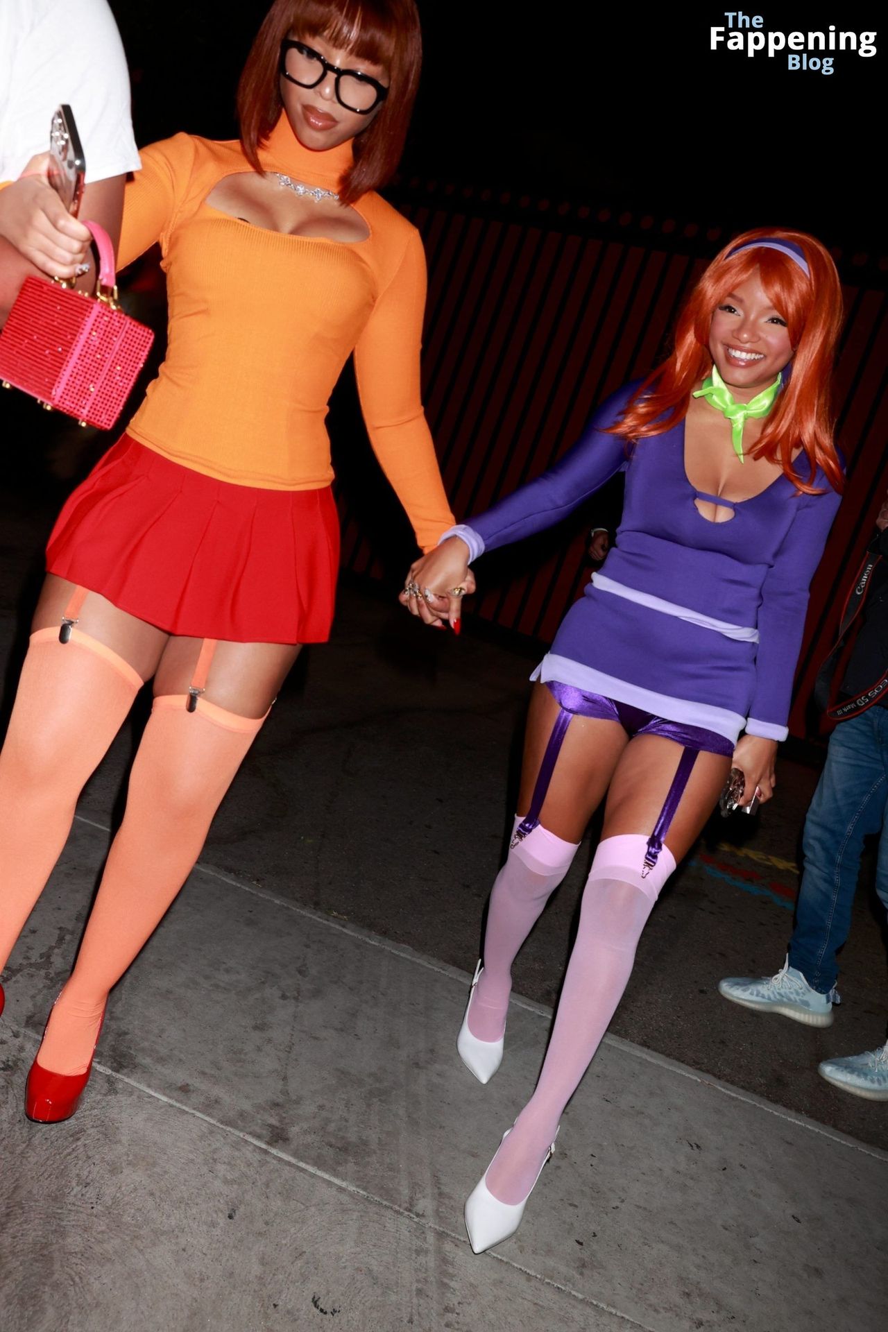 Halle Bailey &amp; Chloe Bailey Stun in Scooby-Doo Costumes at Kendall’s Halloween Party (81 Photos)