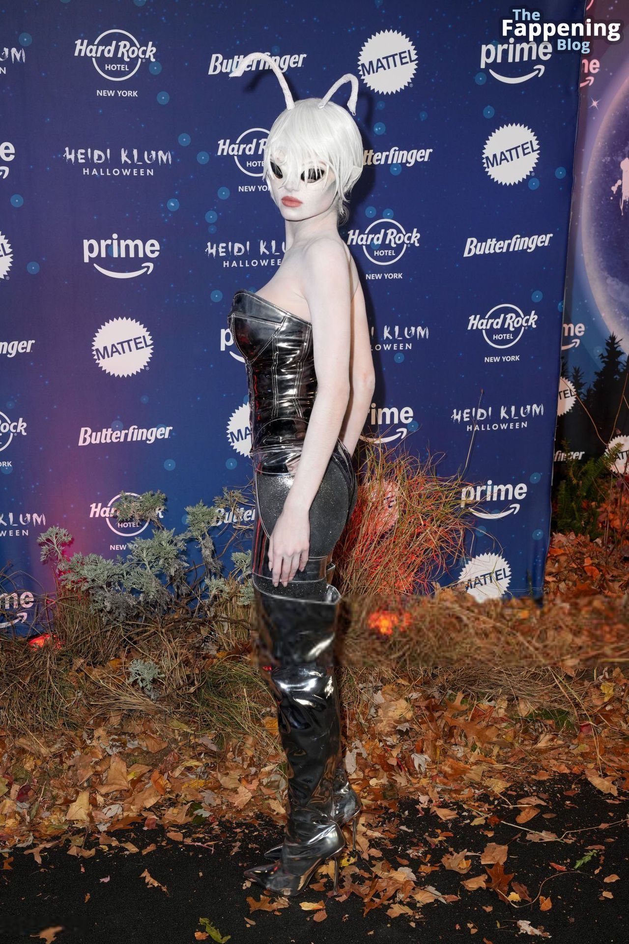 Leni Klum Stuns at Mom Heidi’s Halloween Bash (24 Photos)